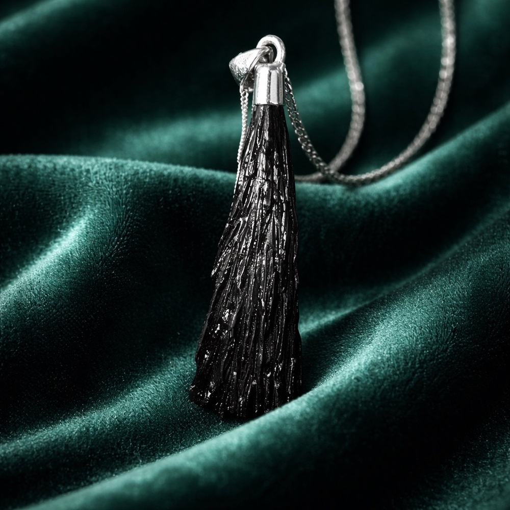 Black Kyanite Necklace - Picture 7 of 11